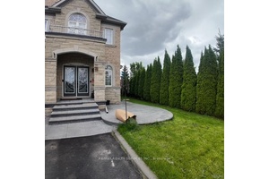 Discover this bright, modern, and professionally finished 2 bedroom legal basement located in the prestigious Credit Ridge Estates.