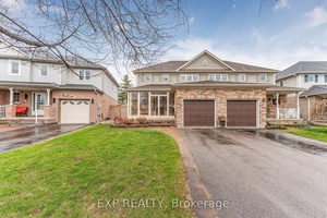 Welcome to this meticulously maintained semi detached home nestled on a quiet court in sought after Painswick South.