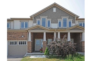 Gorgeous Three Bedroom, 2.