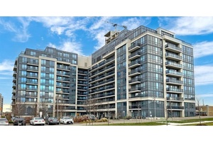 Furnished Unit in the Heart of Richmond Hill !