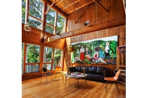 Built in 1962 by celebrated modernist architect Andrew Geller, this 3 bedroom, 3.