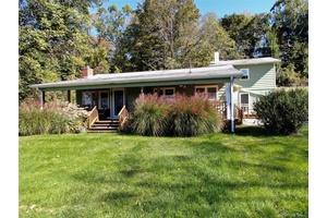High above the Hudson Valley, just minutes from Rhinebeck.