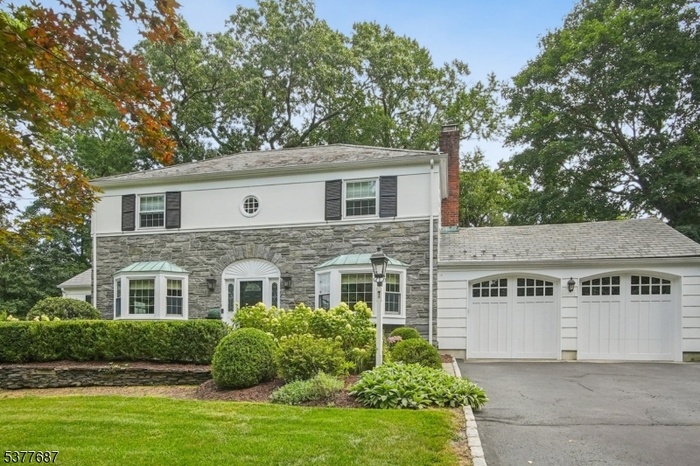 Lovely Colonial in Madison