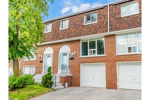 Look No Further ! This spacious townhome is nestled in a family friendly Clarkson neighbourhood and is rarely available for sale.