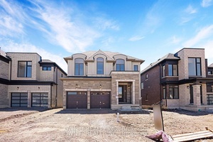 Around 2500 sq feet house Premium Ravine Lot with walk out basement.