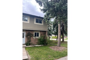 Beautifully upgraded end unit townhouse in a highly walkable location, close to schools, shopping, transit, and recreation centers.