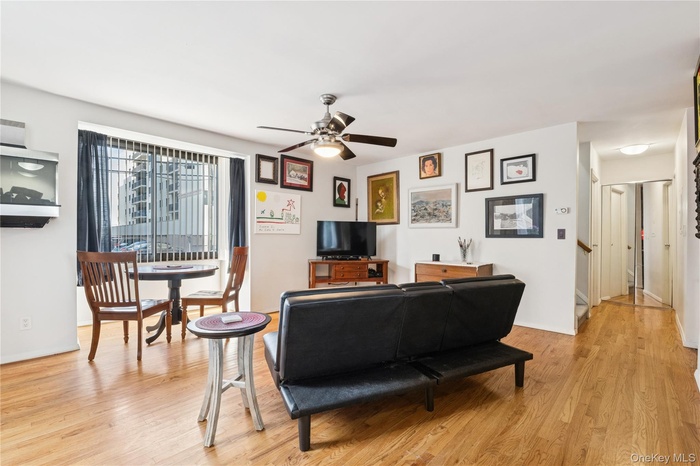 Living room – corner unit, hardwood floors