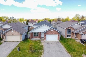 This clean and well kept home is ideally located just minutes by bus to Fanshawe College, with groceries, shopping, and downtown amenities nearby.