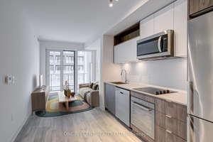 Welcome to Time amp ; Space Condos, Urban living in Toronto's St Lawrence amp ; Distillery waterfront community !