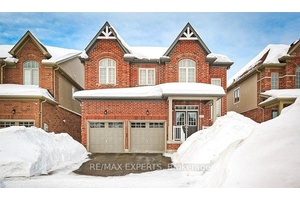 Welcome to 144 Gold Park Gate in the family friendly community of Angus, Essa.
