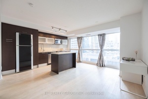 Located in the heart of downtown, this iconic condo building offers a prime living experience.