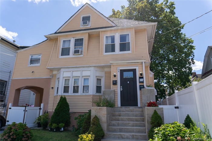 Expanded Cape Cod with great curb appeal