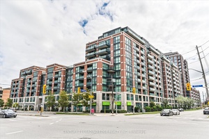 Beautiful updated Grammercy Park 2 bed 2 bath Unit with parking in unbeatable central Highway 401 and Allen Rd.