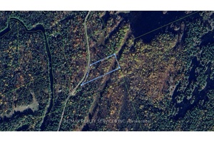 Fantastic retreat just outside of Flinton along the east side of ODonnell Rd.