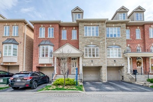 Come see this Spacious 3 1 Bedroom Executive Townhouse by Dunpar in Prime Mimico !