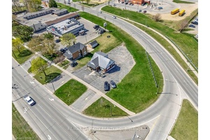 Stop Scrolling ! This property does it all Live, Work, Rent and Invest !