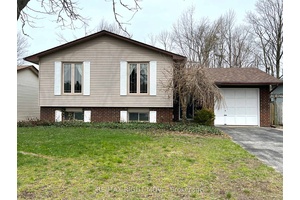 4 bedroom home located in a great neighbourhood in Orillia's West Ward.