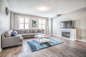 Beautiful 3 Bed, 3 Washroom Freehold Townhouse.