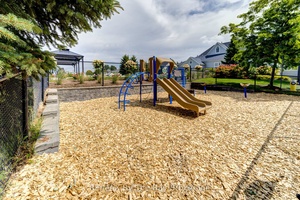 Welcome to Blue Shores, one of Collingwood's most sought after waterfront communities !
