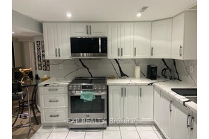 A beautifull and well designed Legal basement Apaprtment, with elegant finishes awaits.