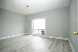 Stunning, newly renovated 2 bed apartment above a store in a quiet Bradford neighborhood !