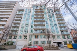 This spacious 1 bedroom plus den condo offers one of the largest layouts available in the sought after Somerset Gardens, featuring 694 square feet of bright, functional living space.