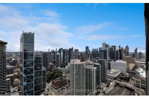 Waterfront Communities, Excellent Location, Spacious Corner Suite, 2 Bedrooms, 2 Full Bathrooms Study, Open Balcony, Beautiful View Of Downtown Skyline amp ; Partial View Of The Lake, Floor To Ceiling ...