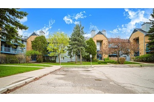 This beautiful 2Bedroom, 2 Bathroom Home offers rare blend of tranquility, privacy and prime urban Convenience.