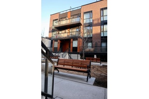 2 1 Bedroom, 2 Bath Condo in Vaughan 1000 1199 Sq.