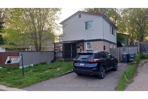 This detached home features 3 bedrooms and 2 bathrooms, situated on a peaceful court.