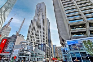 This unique suite is located at the edge of Yorkville, walking distance to all the upscale shops and restaurants.