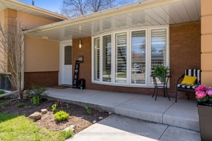 Experience elevated living in this meticulously redesigned 3 level side split, situated on a generous 60 x 110 ft lot in one of South East Burlingtons most desirable neighbourhoods.