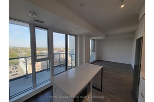 Step into stylish urban living with this bright and modern 1 1 bedroom condo in the heart of Toronto's dynamic Regent Park neighbourhood.