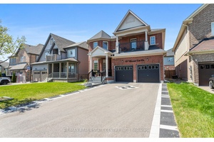 Stunning 4 Bedroom Family Home in Sought After Bowmanville !