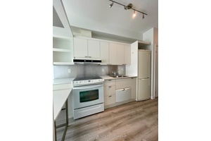 Open Concept Bachelor Unit W Bright West Exposure amp ; Walkout To A Large Balcony At One City Hall Bay amp ; Dundas.