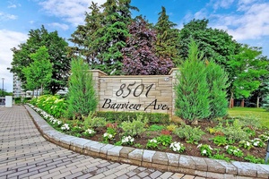 Welcome to Bayview Towers, a sought after address in the heart of Richmond Hill !