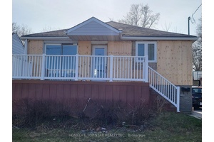 Direct Water View, Beautiful Bright amp ; Spacious 3 3 Bedroom Bungalow.