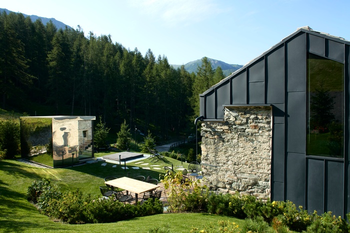 outdoor