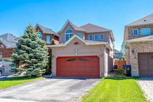 ALL BRICK 3 BEDROOM HOME WITH 2 CAR GARAGE ON A QUIET CRESCENT IN ALLISTON'S DESIRABLE WEST END.