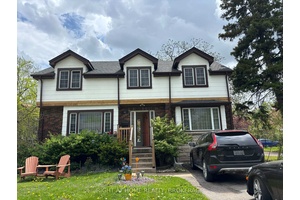 Great Opportunity to Live In A Fantastic Neighborhood in The Heart Of Old Stoney Creek !