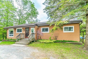 Charming bungalow on a spacious lot in Cannington.
