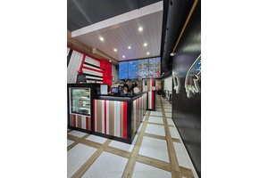 Amazing opportunity to own a fully equipped fast food restaurant in the heart of Downtown Brampton !