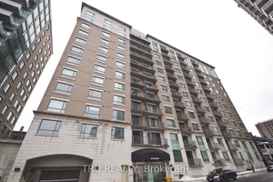 Spacious 1 Bedroom Den, perfect for a home office, bright and airy living area, ideal living space for entertaining amp ; relaxation, modern kitchen with ample cabinet space.