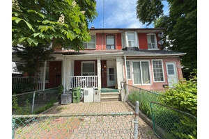 Corner Property with 2 Parking In the heart of Toronto.