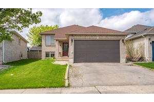 Look No Further ! You won't want to miss this spacious 3 1 bedroom, 2 bathroom raised ranch !