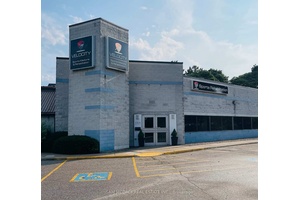 We're offering a rare opportunity to sublease a private 100 sq ft treatment room within Velocity Sports Medicine amp ; Rehabilitation in Oakville an ideal setup for health and wellness ...