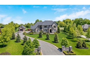 Designed by renowned architect David Small, located in the coveted Black Creek Estates neighbourhood, this Limehouse model welcomes you with manicured grounds and no neighbours behind.