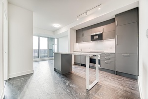 Brand New 1 1 Den Suite In Downtown Markham !
