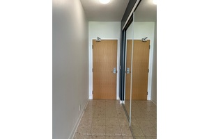 Luxury Living in the Heart of Scarborough Town Centre !