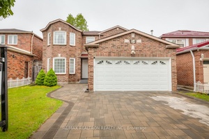 Welcome to this bright and spacious 4 1 bedroom family home nestled in a coveted pocket in Highland Creek, fabulous location close to everything, schools, worship, major highways, UofT, and ...